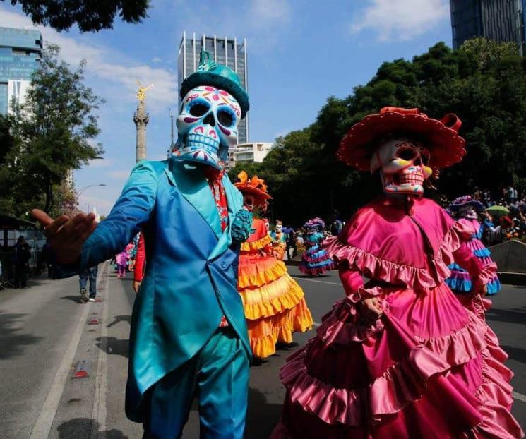 OPS “regaña” a México por desfile de Día de Muertos OPS “regaña” a México por desfile de Día de Muertos