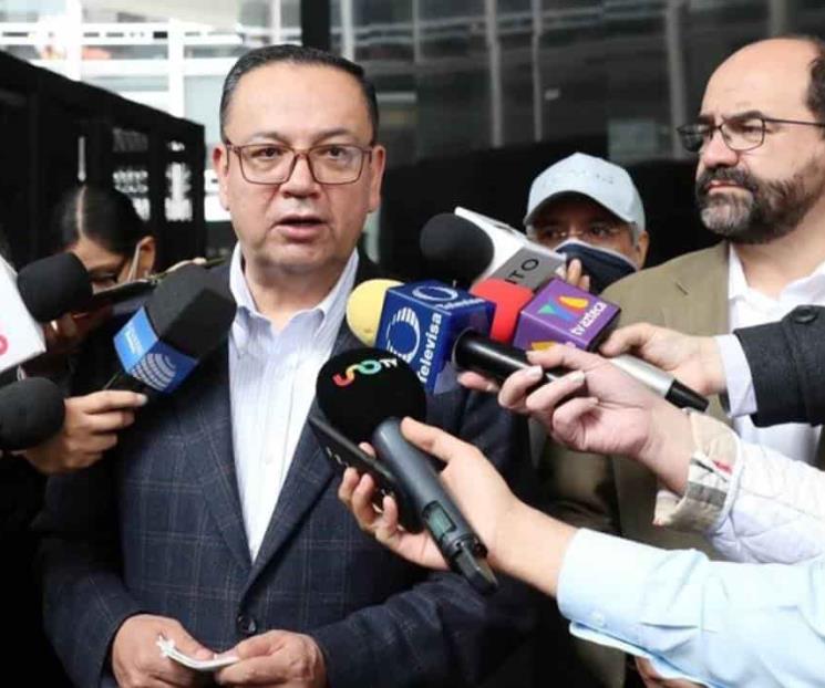 Solicita Grupo Plural comparecencia de Gertz Manero