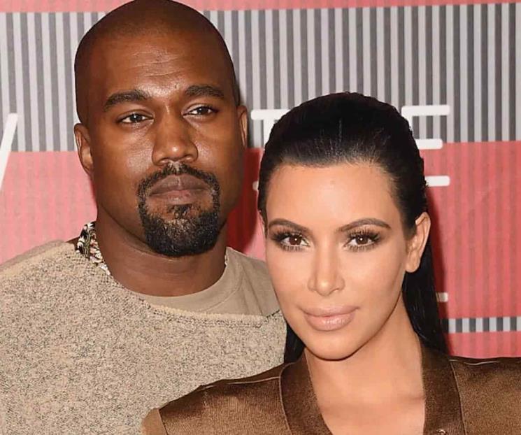 Kanye asegura que obligaron a Kim a hablar sobre divorcio