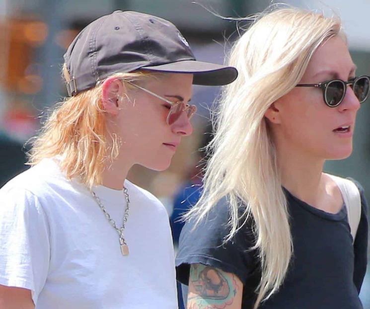 Así es Dylan Meyer, la prometida de Kristen Stewart