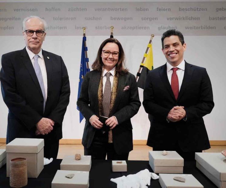 Alemania devuelve a México y Guatemala esculturas mayas