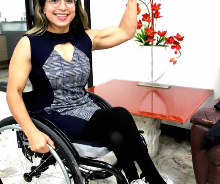 Pide regia Osnaya apoyo para competir en Maratón de CDMX