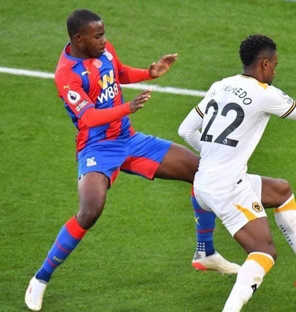 Caen los Wolves del mexicano Raúl Jiménez