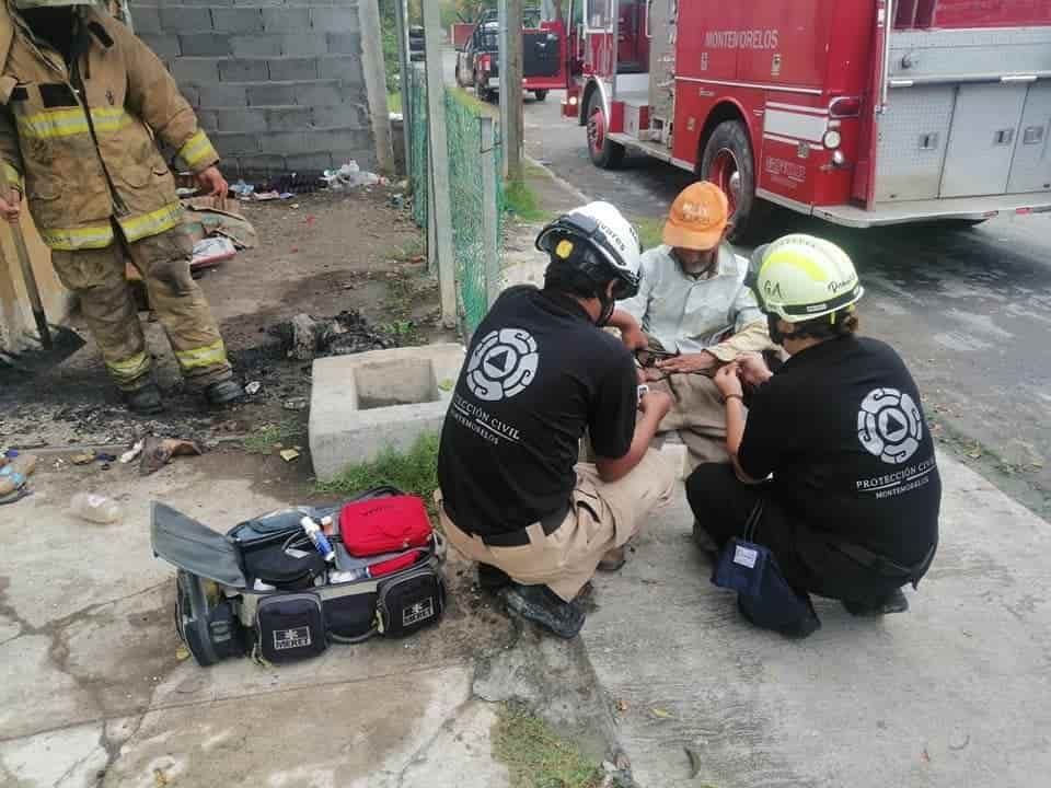 Estuvo a punto de perder la vida, al provocar una fogata que se salió de control, dentro de una casa abandonada,