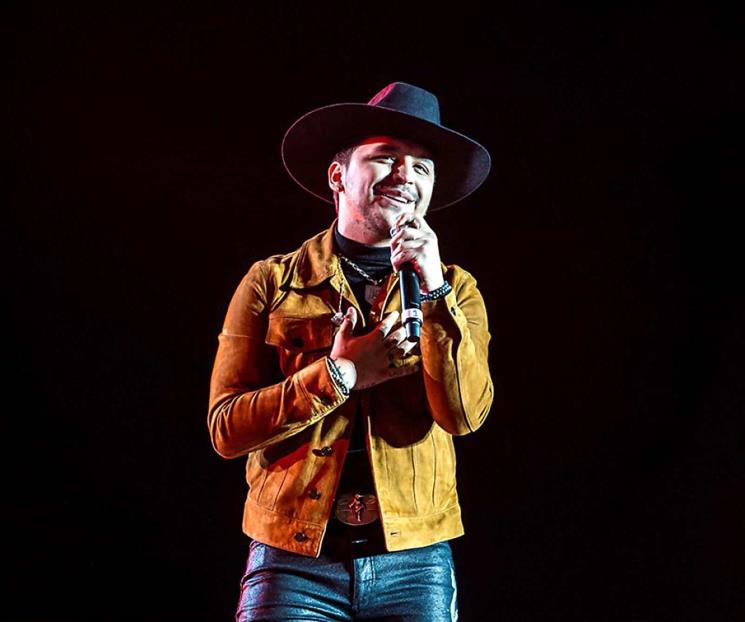 Christian Nodal no se detiene ante el supuesto veto