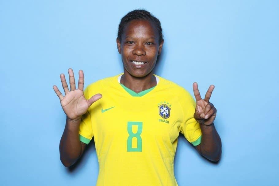 Se retira histórica brasileña con 7 mundiales jugados
