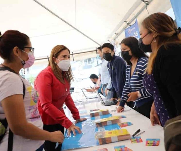 Realiza PRI primera feria de empleo