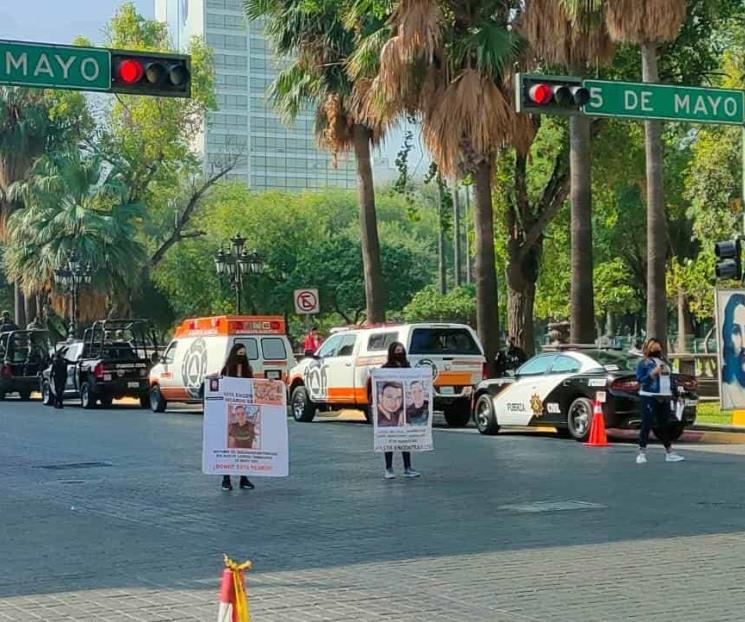 Cierran familiares de desaparecidos Zaragoza. Cierran familiares de desaparecidos Zaragoza.