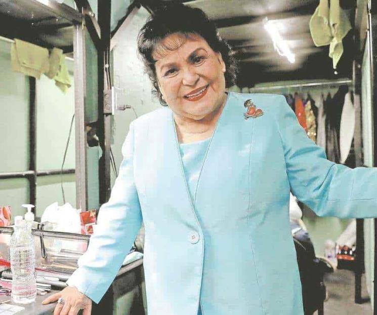 Hospitalizan a la actriz Carmen Salinas