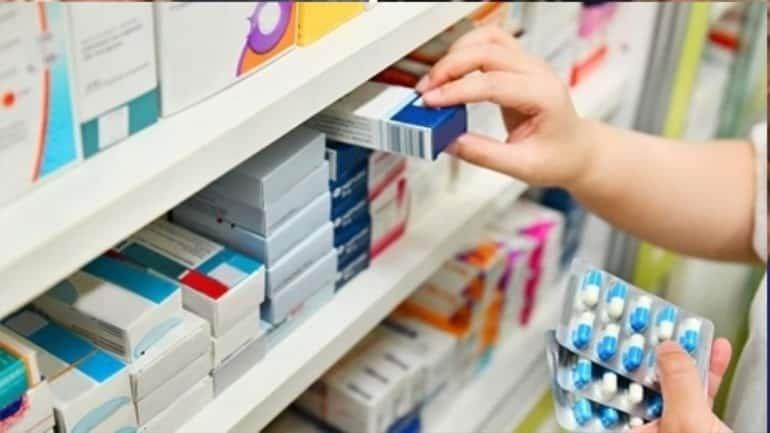 Reconoce ineficiencia para resolver abasto de medicinas