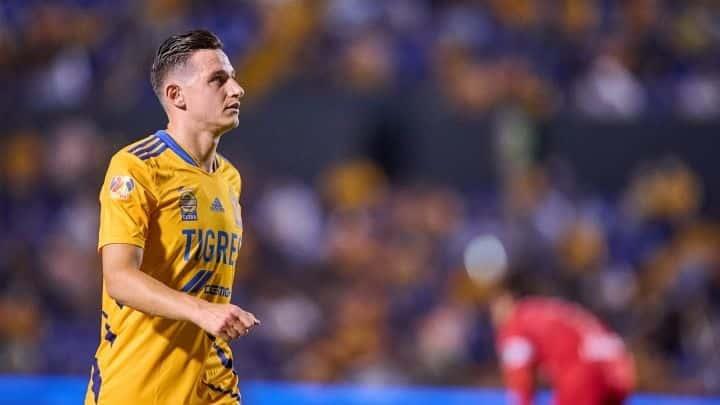 Refuerzos y ‘desfuerzos’ de Tigres y Rayados
