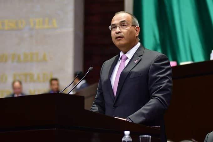 INM emite alerta migratoria contra Carlos Treviño