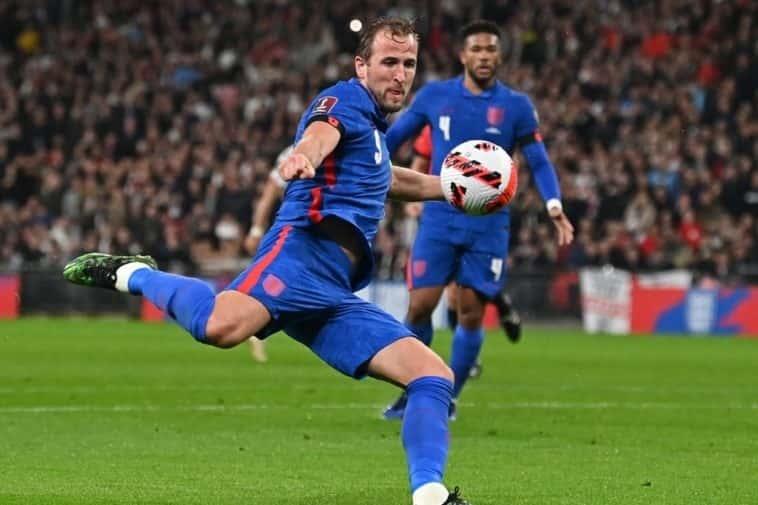 Acaricia Inglaterra boleto al mundial