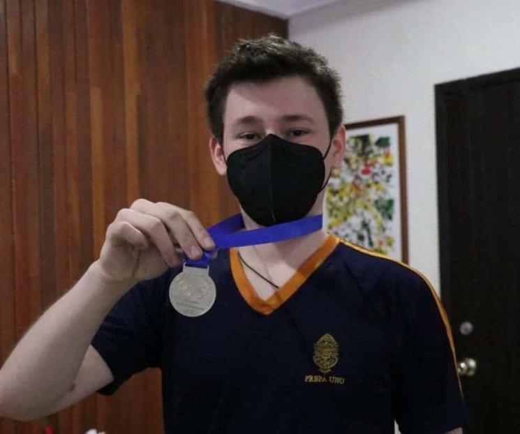 Yucateco obtiene medalla en Olimpiada de Física