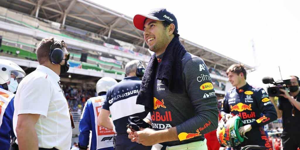 Creo que complicaremos a Mercedes: Checo Pérez