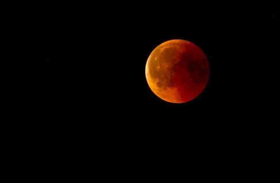 Eclipse de Luna de noviembre, el más largo del siglo