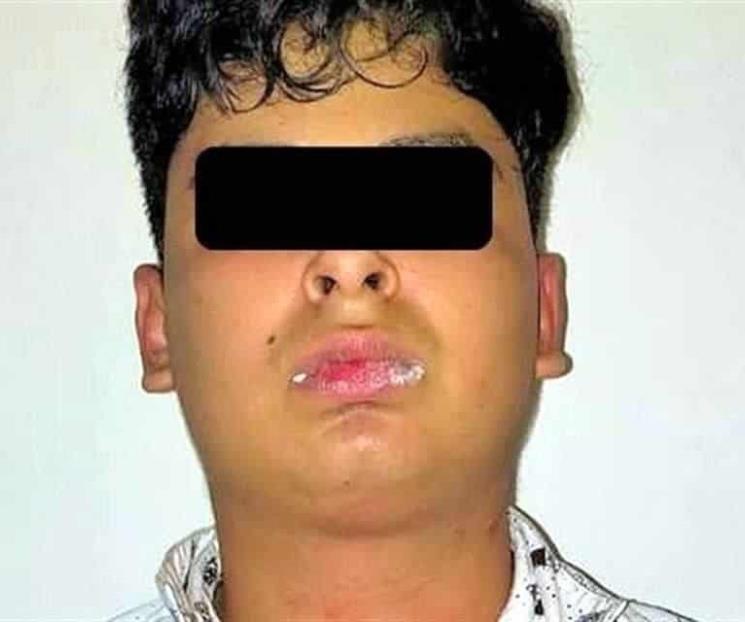 Detienen a asaltante de tienda Detienen a asaltante de tienda