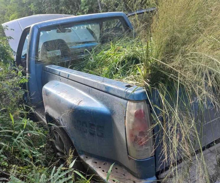 Localizan camioneta robada Localizan camioneta robada