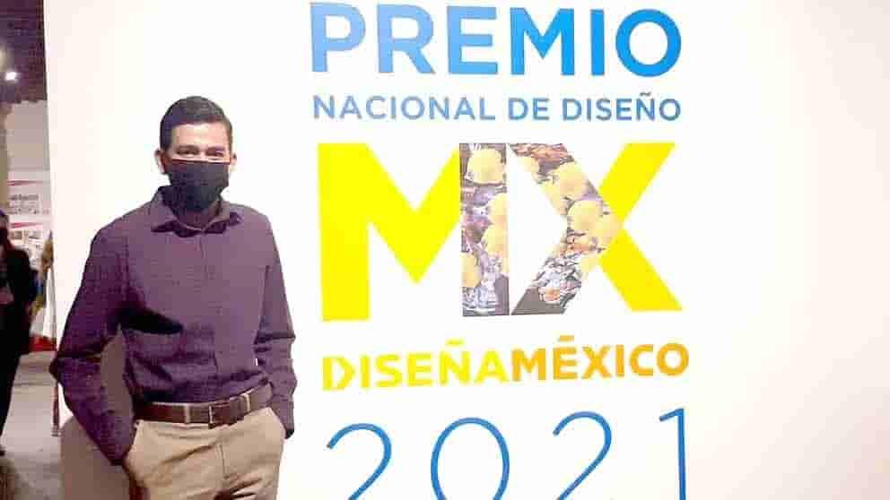 Gana premio sistema agrícola de egresado de la UANL