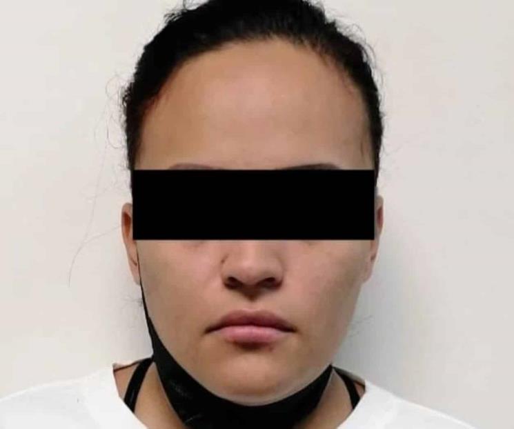 Detienen a doctora que realizó cirugía a mujer que falleció Detienen a doctora que realizó cirugía a mujer que falleció