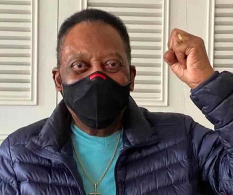 Salud de Pelé cada vez va mejor