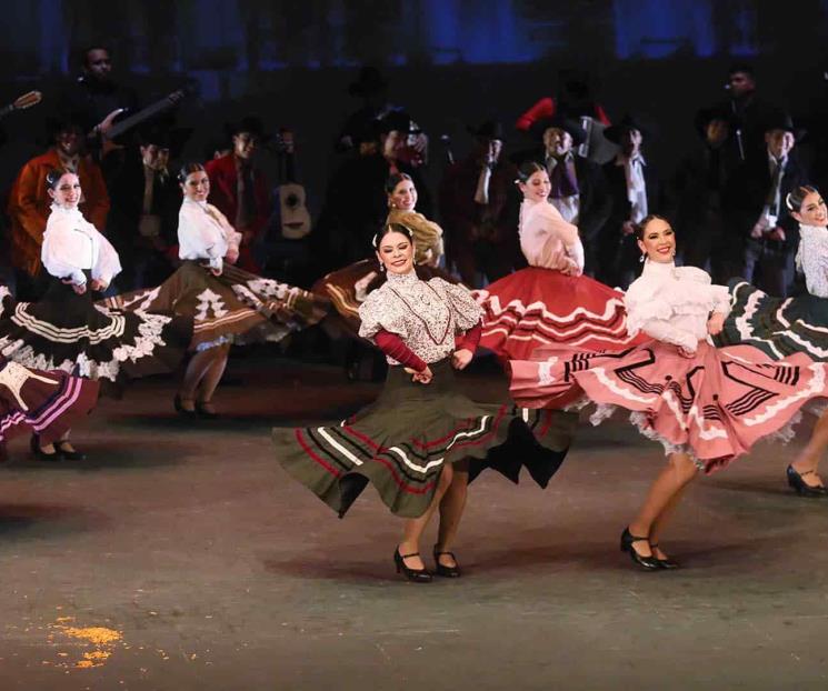 Compañía de danza celebra tradición folklórica de UANL Compañía de danza celebra tradición folklórica de UANL