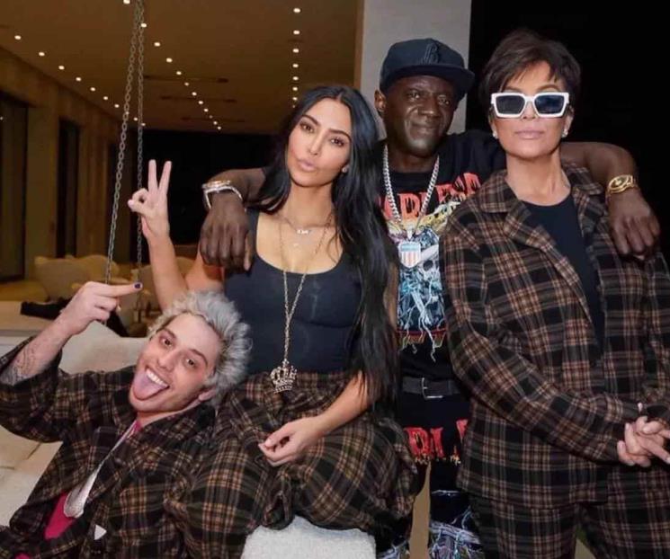 Kim Kardashian y Pete Davidson posan por primera vez juntos