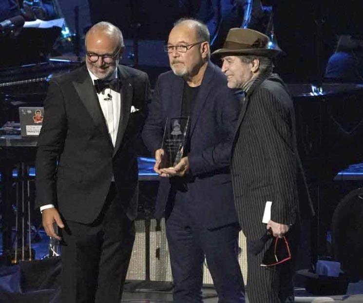 Honran a Rubén Blades como Persona del Año Honran a Rubén Blades como Persona del Año
