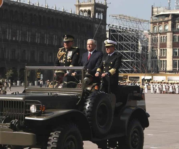 Lanzan consignas de apoyo para AMLO Lanzan consignas de apoyo para AMLO