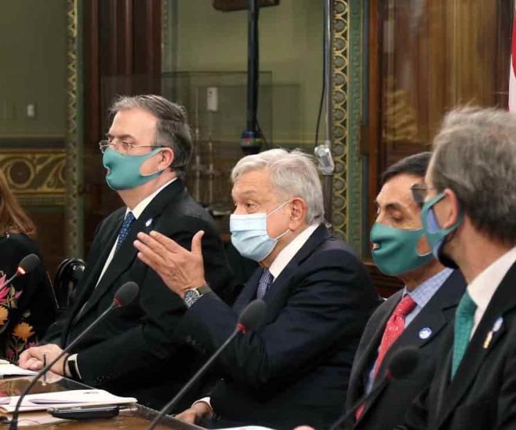 Celebran con mole AMLO y funcionarios Celebran con mole AMLO y funcionarios