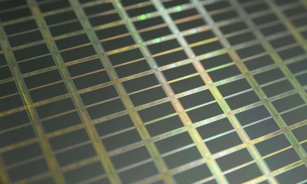 Microsoft y Qualcomm fabricarán chips a medida para Ejército