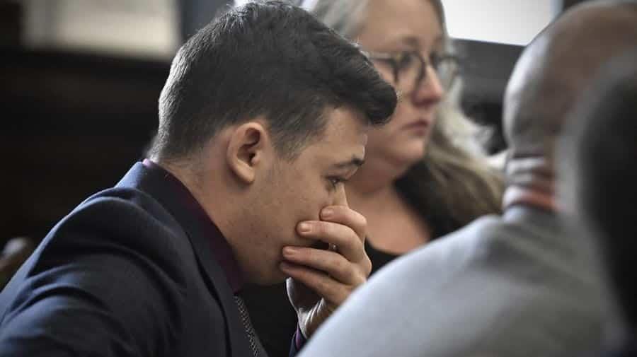Absuelven a joven acusado de matar a dos en disturbios