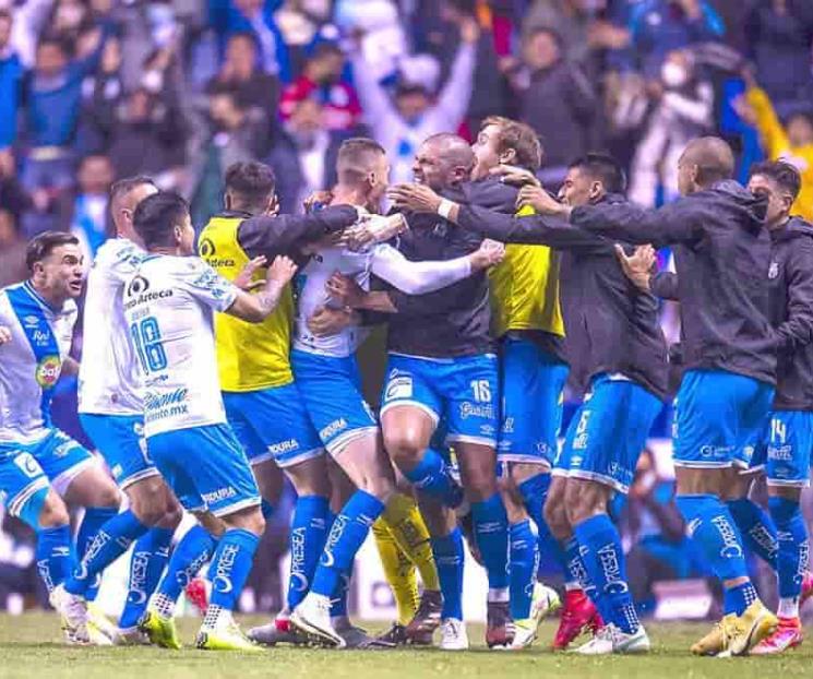 Elimina Puebla a Chivas en penales