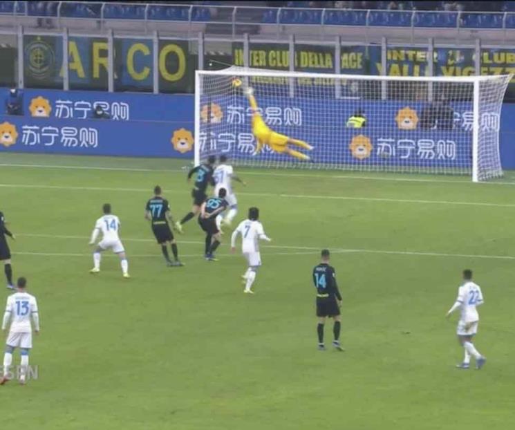 Napoli de Chuky pierde invicto, pero no liderato