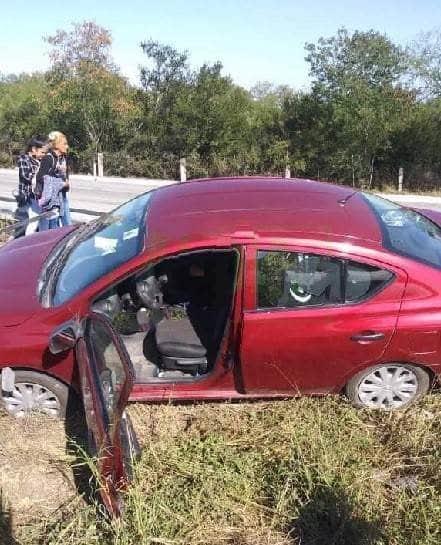 Choca familia contra cerca en Montemorelos