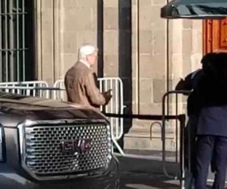 AMLO se reúne con Jaime Bonilla en Palacio Nacional