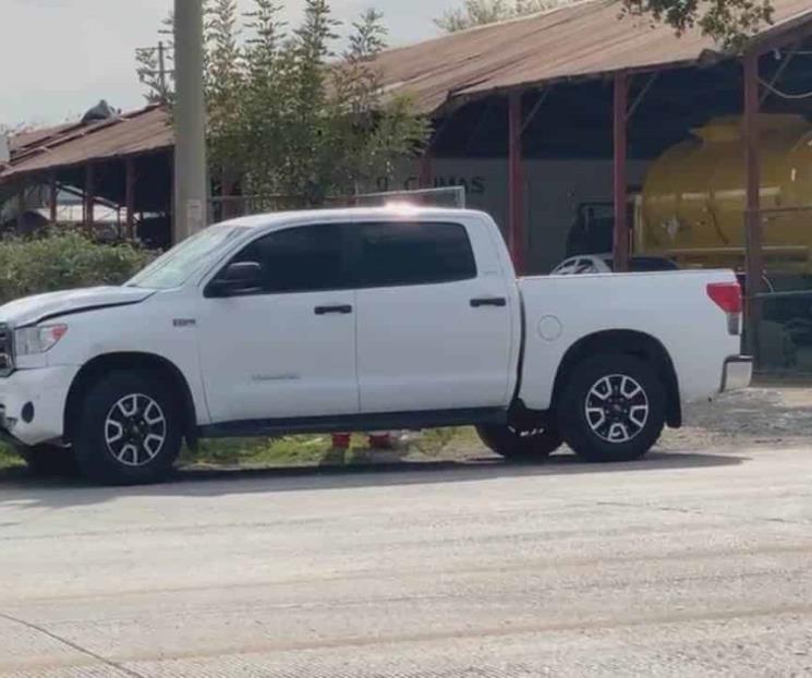 Chocan camionetas en la Carretera Nacional Chocan camionetas en la Carretera Nacional