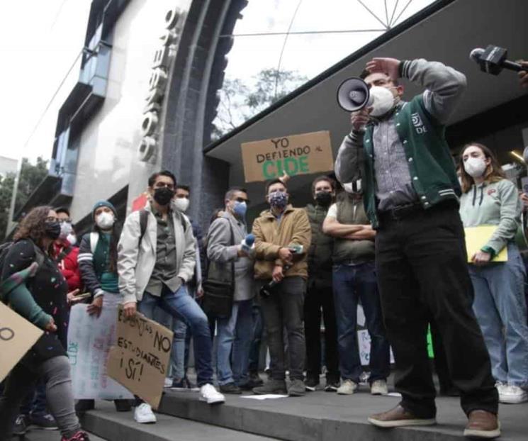 Ante situación en CIDE, alumnos evalúan realizar paro