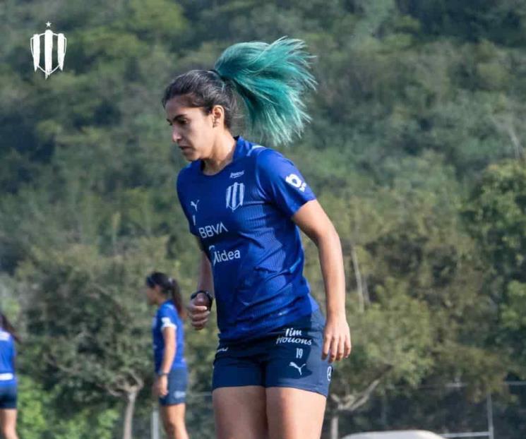 Vuelve Mariana Cadena a prácticas con Rayadas