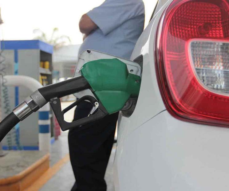 Crece venta de gasolinas de Pemex, pero cae producción Crece venta de gasolinas de Pemex, pero cae producción