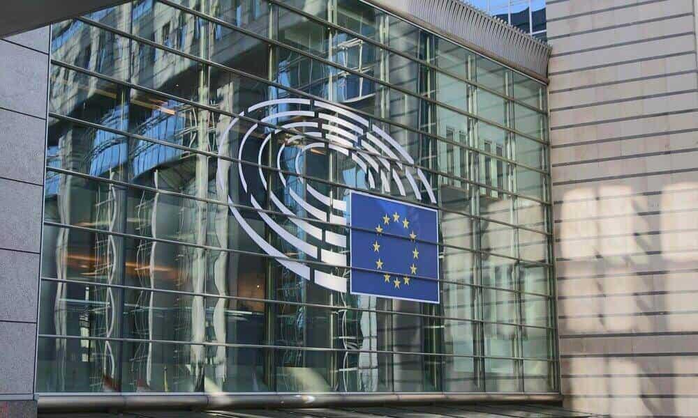 La Unión Europea quiere limitar la publicidad política