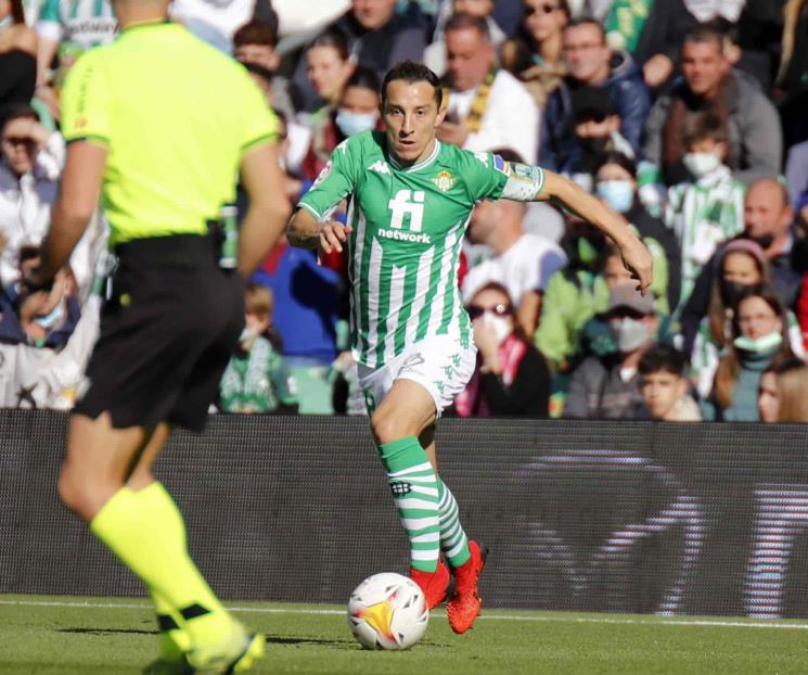Gana el Betis y juegan Guardado y Lainez