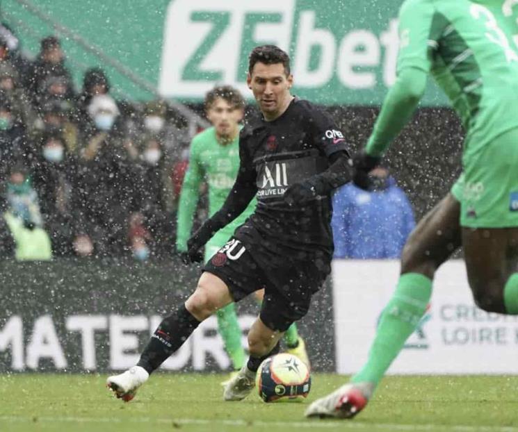 Agranda PSG ventaja en Ligue 1 con un Messi brillante