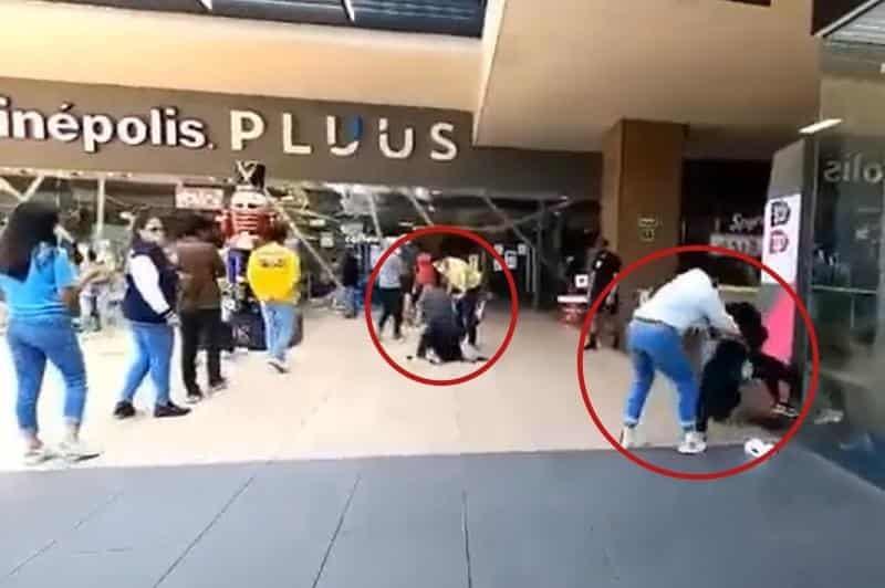 Pelean a golpes en preventa de Spider Man