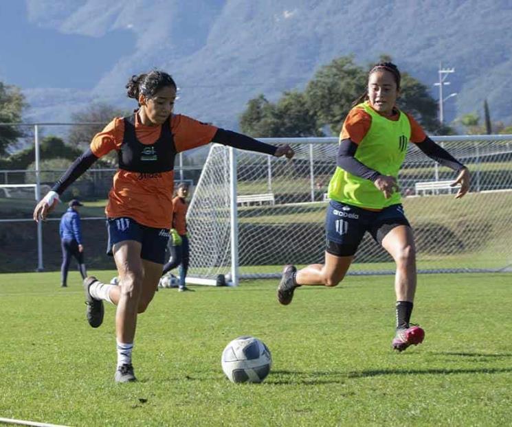 Rayadas, enfocadas en Xolas