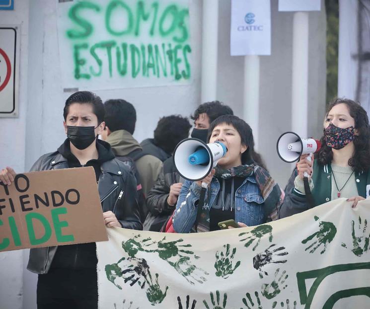 Estudiantes del CIDE seguirán con toma de las instalaciones