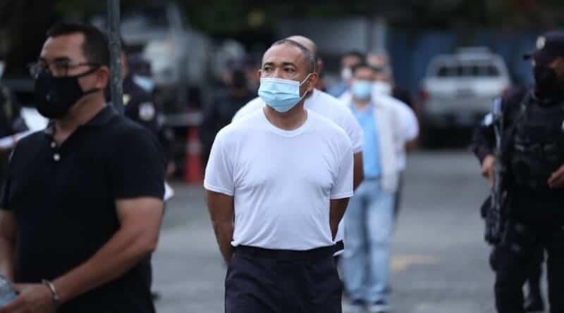 Ordenan detener a exministro de Justicia de El Salvador