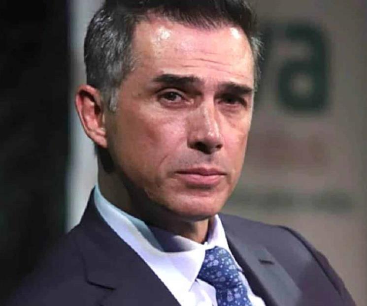 Sergio Mayer responde a su presunta relación con La Barbie