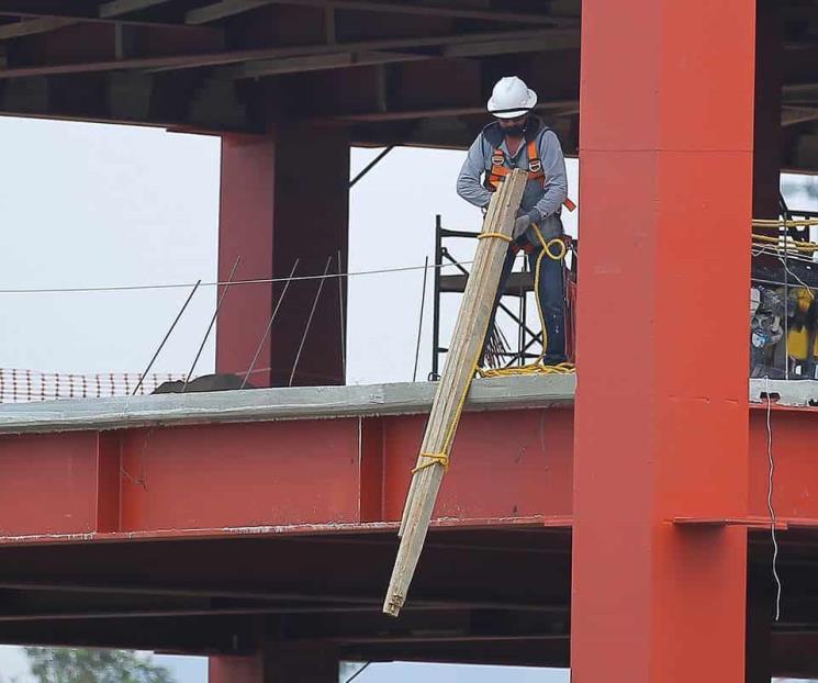 Sin operar, 2 mil 500 pequeñas constructoras