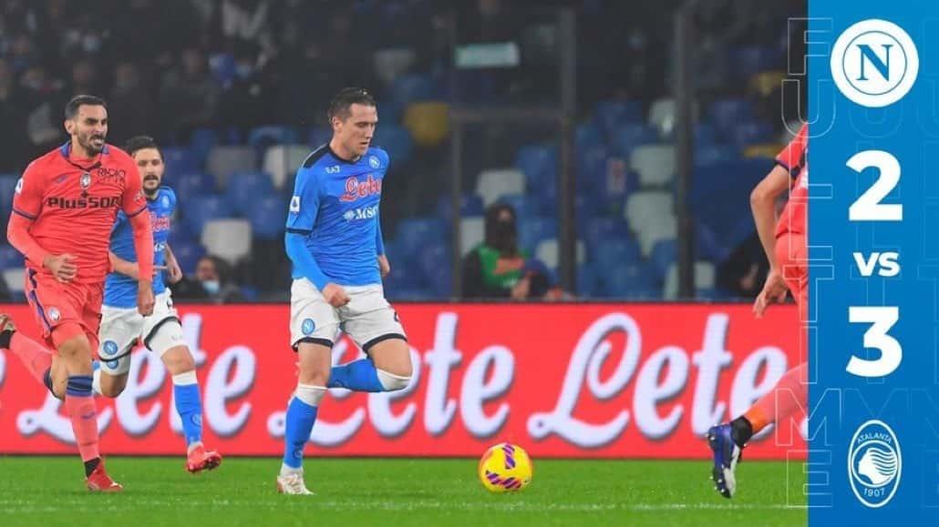 Pierde Napoli  y cede liderato a AC Milán